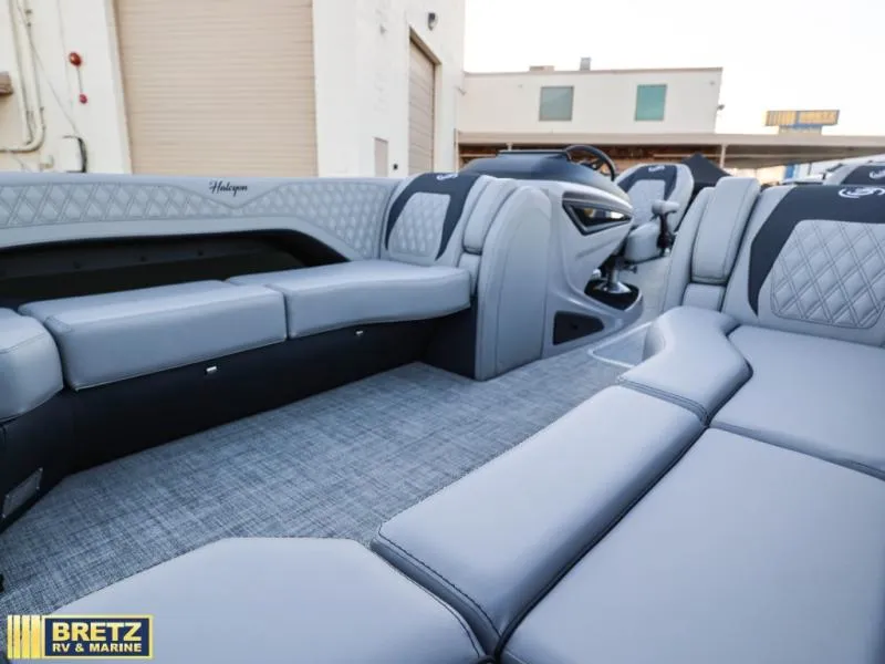 Slide: The Image of Barletta Boats 25UC 2027 - 21