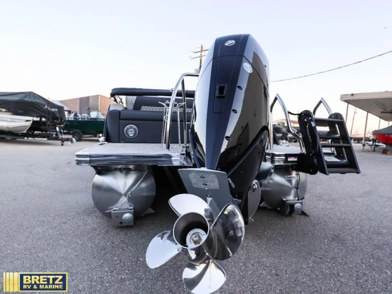 Slide: The Image of Barletta Boats 25UC 2027 - 4