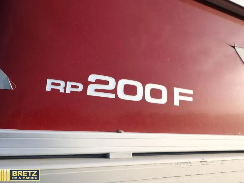Slide: The Image of Ranger 200F 2021 - 5