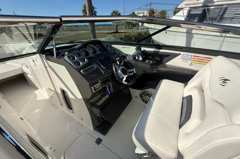 Slide: The Image of Monterey 328SS Super Sport 2014 - 28