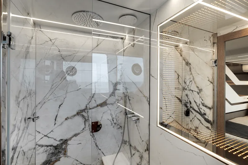 Slide: The Image of Galeon 800 FLY 2024 - 49