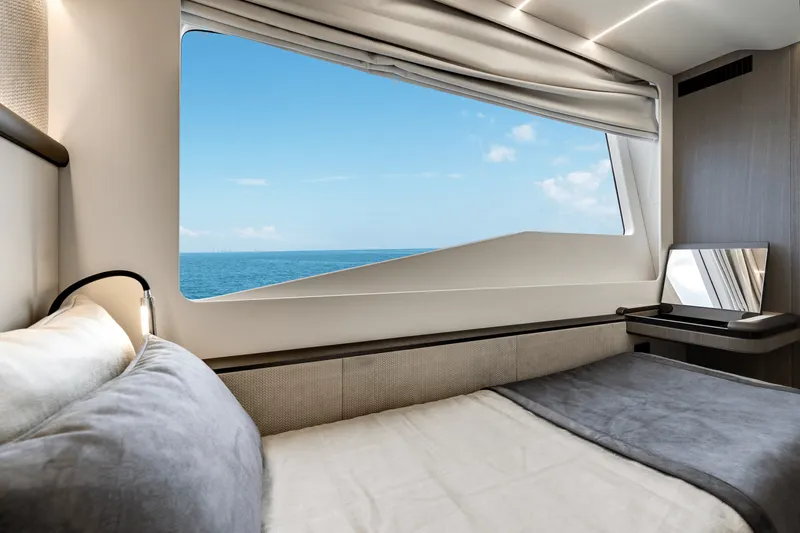 Slide: The Image of Galeon 800 FLY 2024 - 51