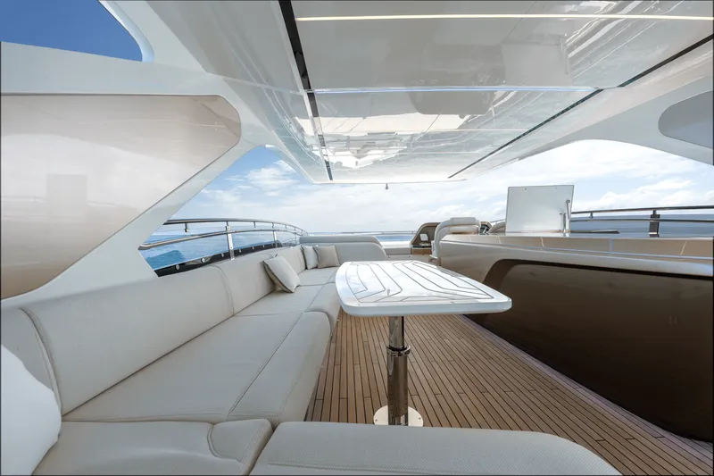 Slide: The Image of Galeon 800 FLY 2024 - 61