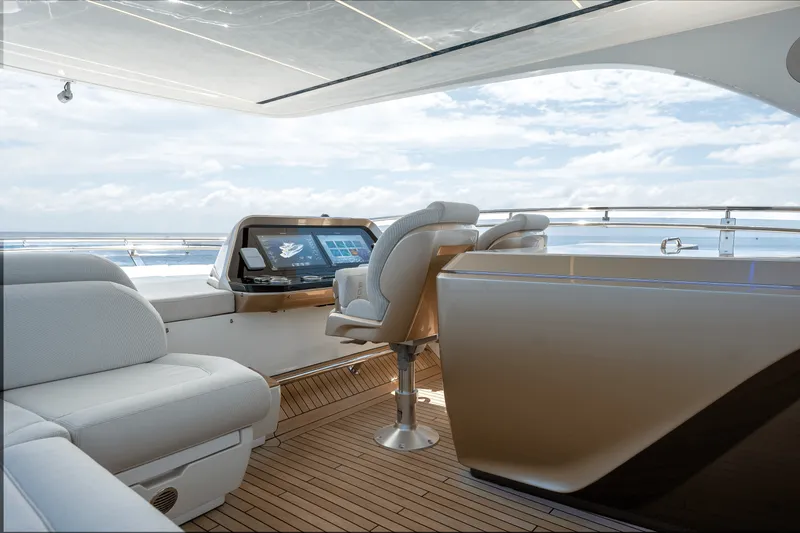 Slide: The Image of Galeon 800 FLY 2024 - 64