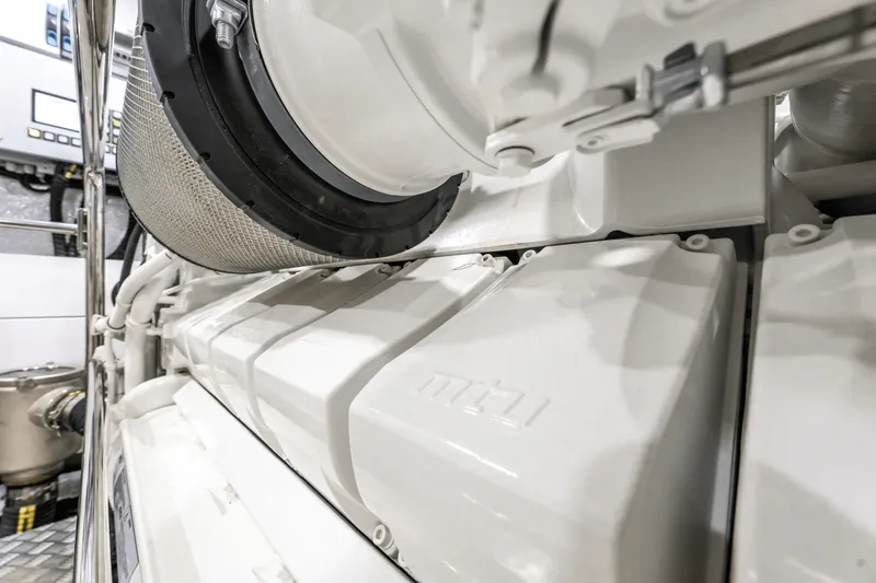 Slide: The Image of Galeon 800 FLY 2024 - 70