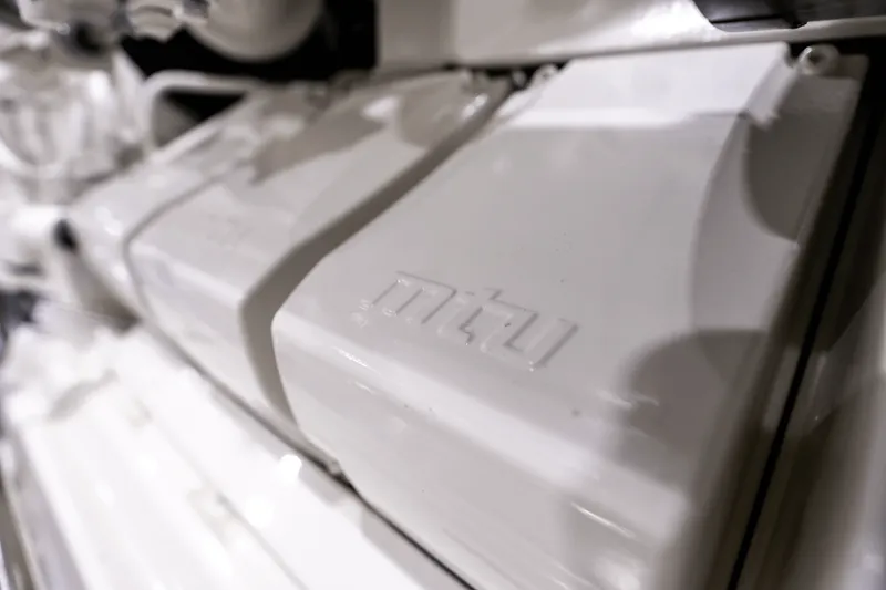 Slide: The Image of Galeon 800 FLY 2024 - 95