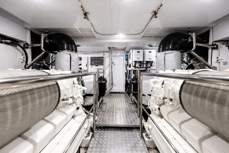 Slide: The Image of Galeon 800 FLY 2024 - 97