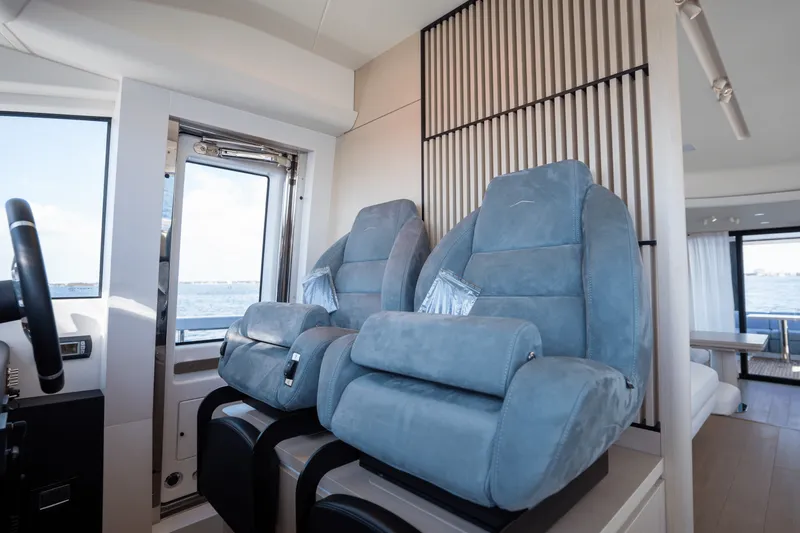 Slide: The Image of Azimut Fly 68 2025 - 48