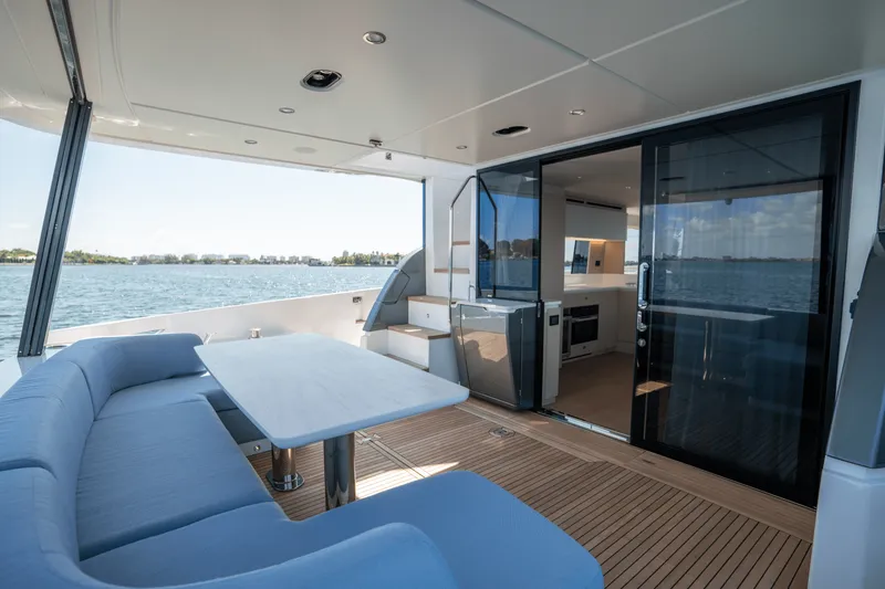 Slide: The Image of Azimut Fly 68 2025 - 51