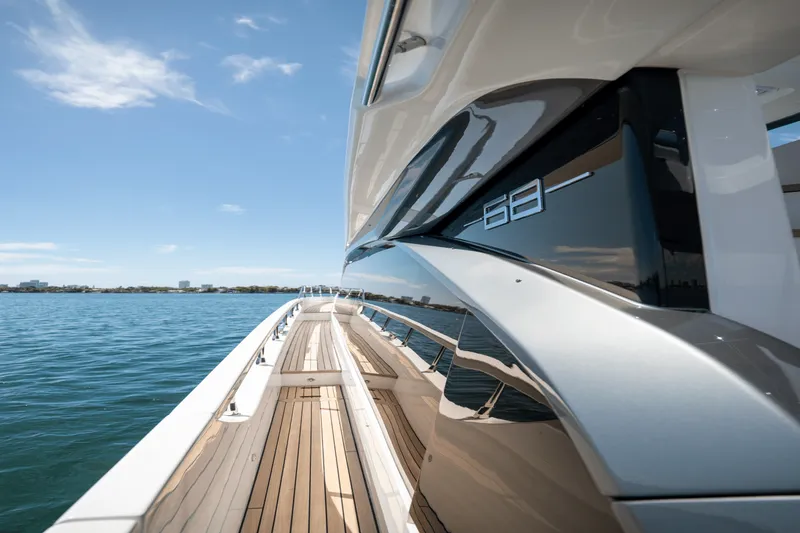 Slide: The Image of Azimut Fly 68 2025 - 53