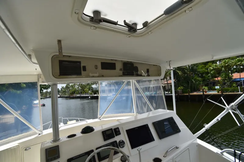 Slide: The Image of Ocean 48 Super Sport 2003 - 14