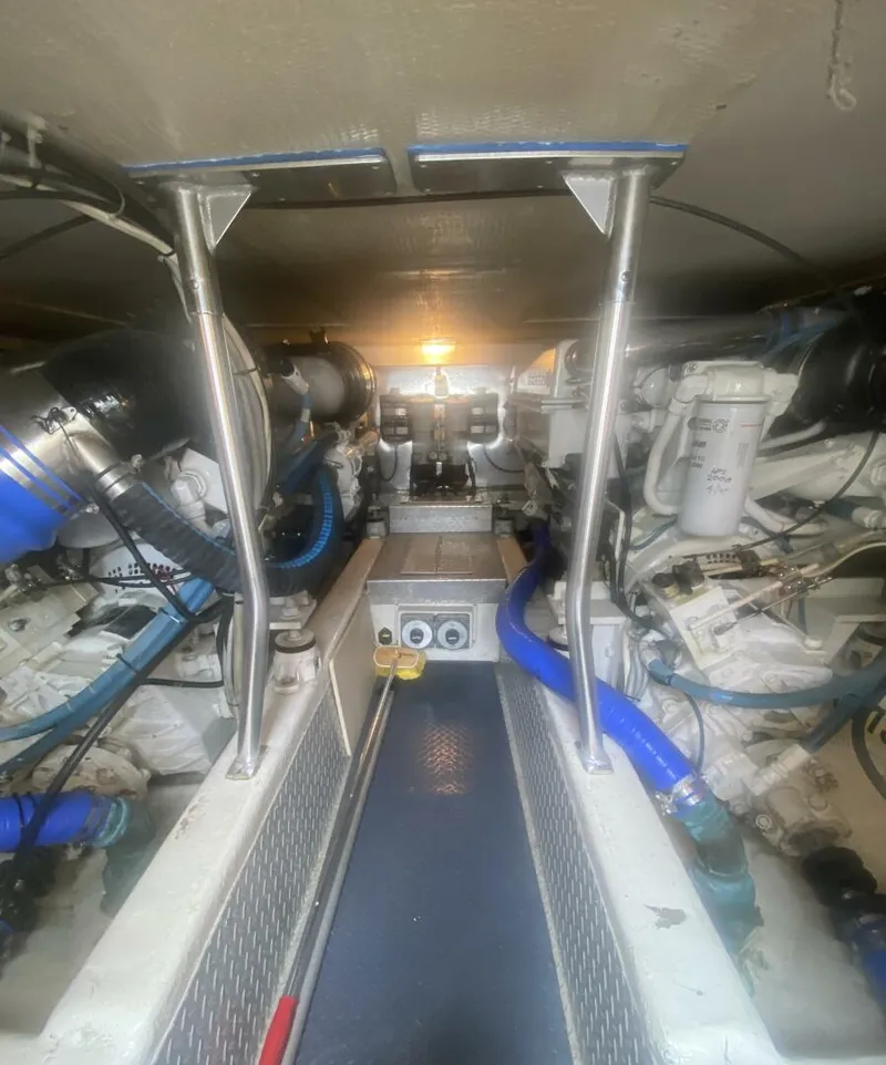 Slide: The Image of Ocean 48 Super Sport 2003 - 37
