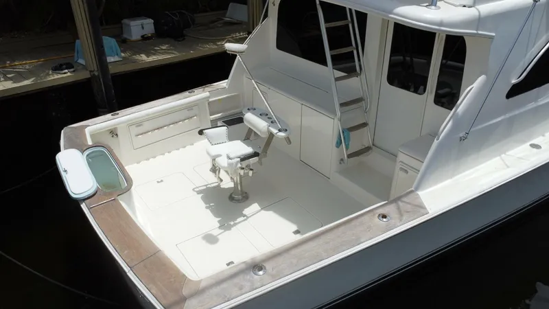 Slide: The Image of Ocean 48 Super Sport 2003 - 7