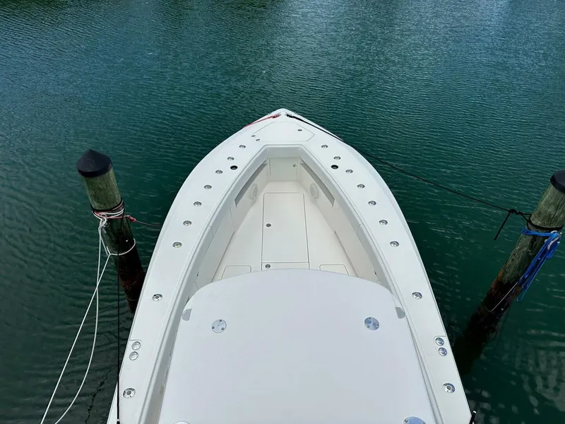 Slide: The Image of SeaVee 39 2018 - 14