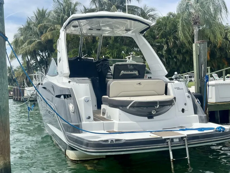 Slide: The Image of Monterey 335 Sport Yacht 2016 - 5