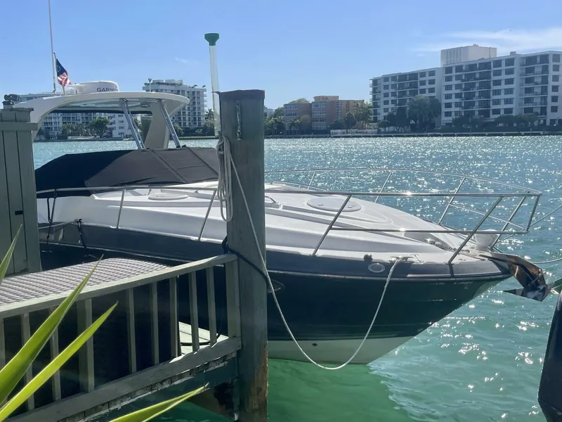 Slide: The Image of Monterey 335 Sport Yacht 2016 - 8