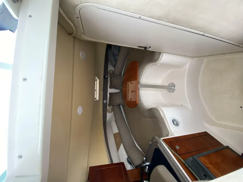 Slide: The Image of Edgewater 265 Express 2003 - 5