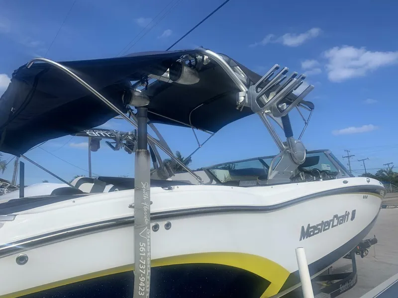 Slide: The Image of Mastercraft X23 2015 - 2