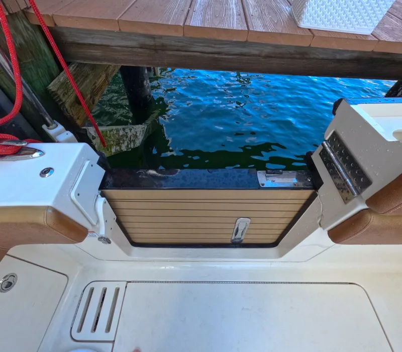 Slide: The Image of Scout 380 LXF 2018 - 18