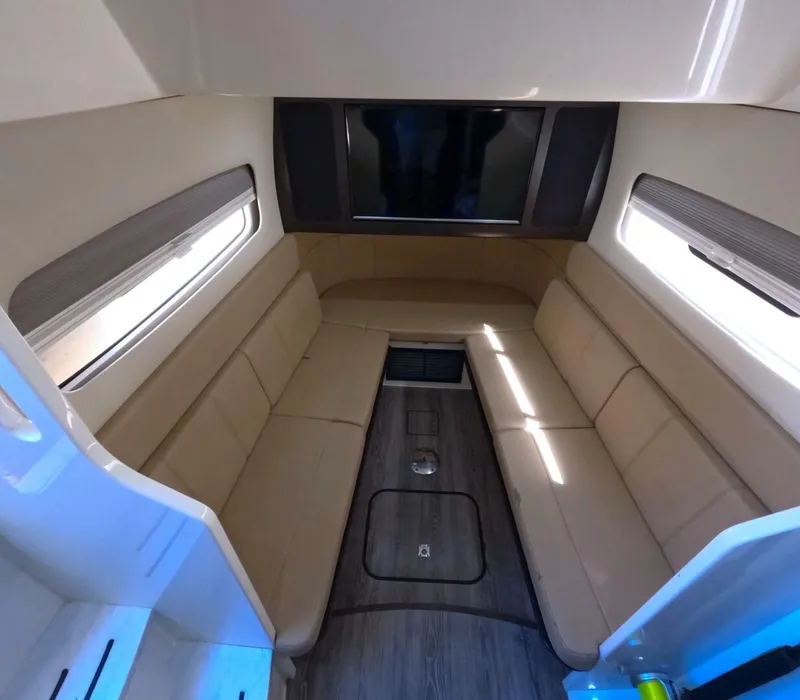 Slide: The Image of Scout 380 LXF 2018 - 23