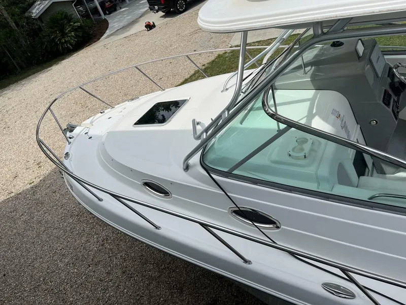Slide: The Image of Robalo R305 Walkaround 2015 - 5
