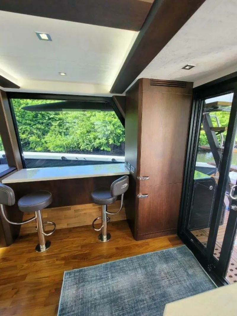 Slide: The Image of Galeon 640 Fly 2019 - 11