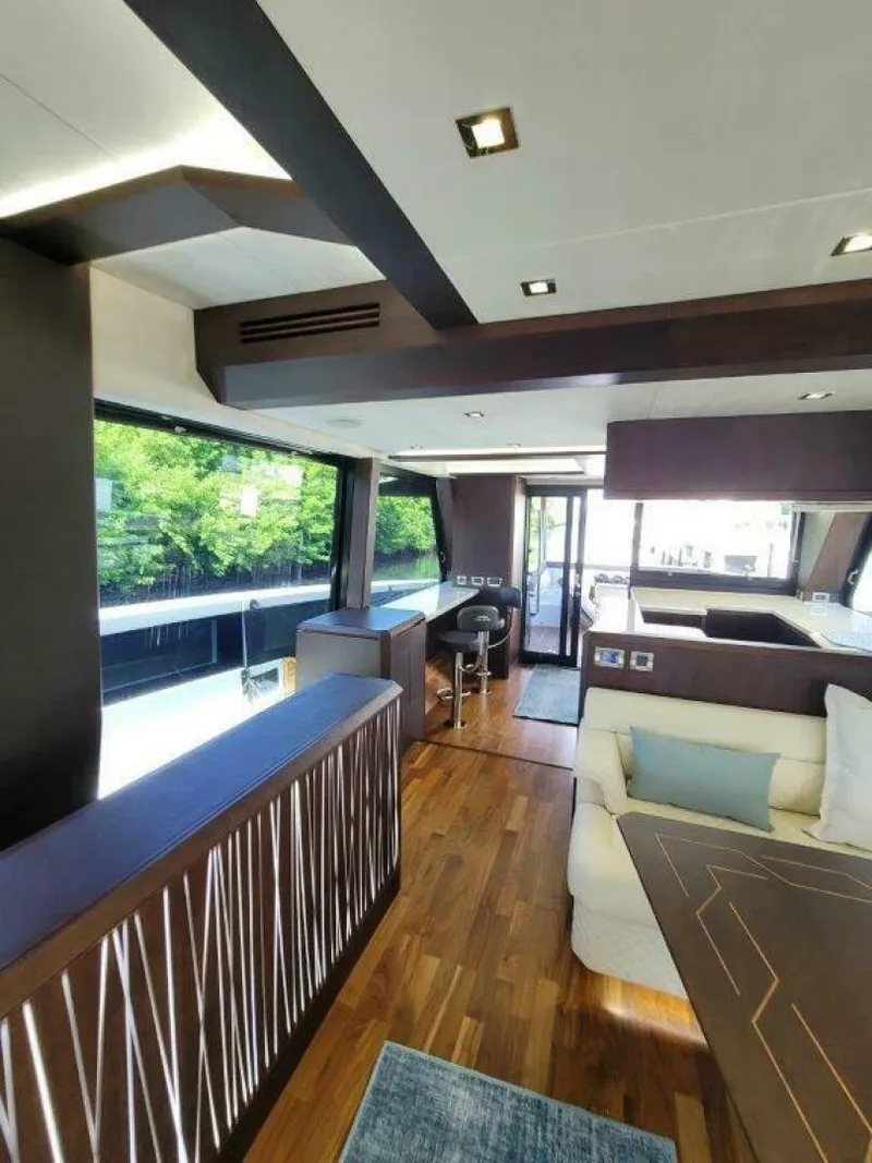 Slide: The Image of Galeon 640 Fly 2019 - 16