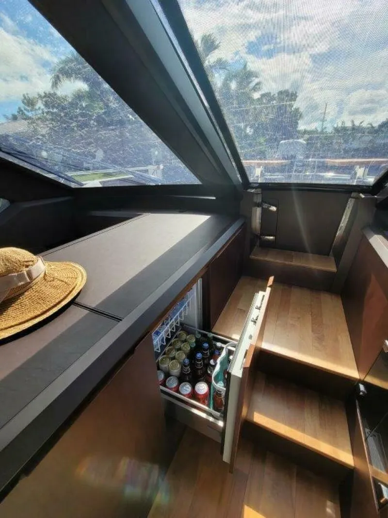 Slide: The Image of Galeon 640 Fly 2019 - 23
