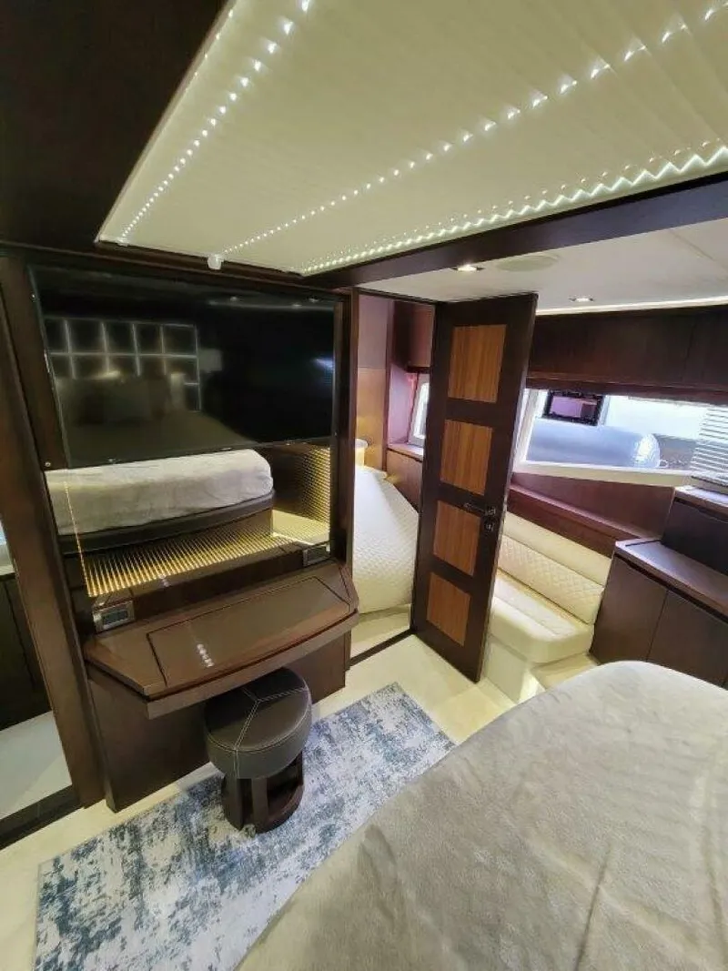Slide: The Image of Galeon 640 Fly 2019 - 29