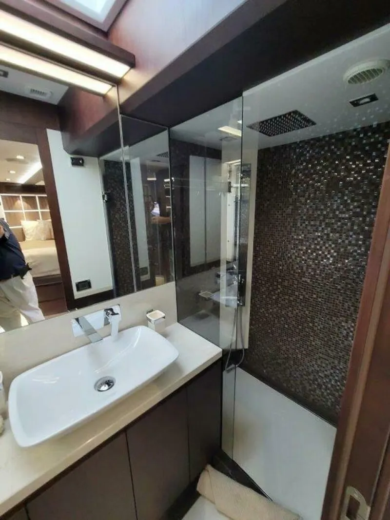 Slide: The Image of Galeon 640 Fly 2019 - 31
