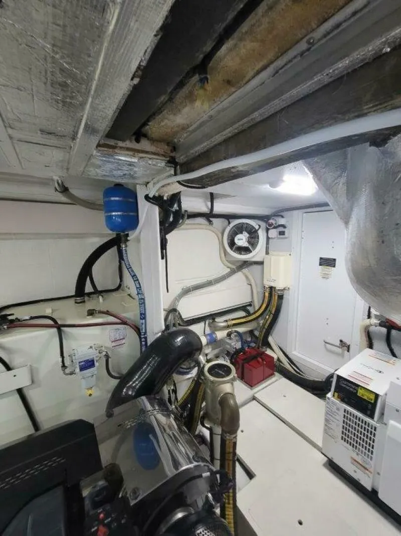 Slide: The Image of Galeon 640 Fly 2019 - 49