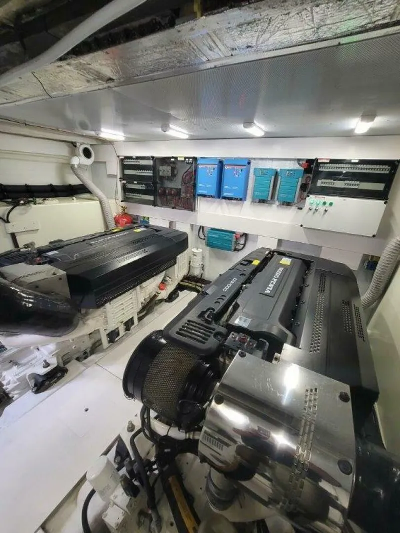 Slide: The Image of Galeon 640 Fly 2019 - 50