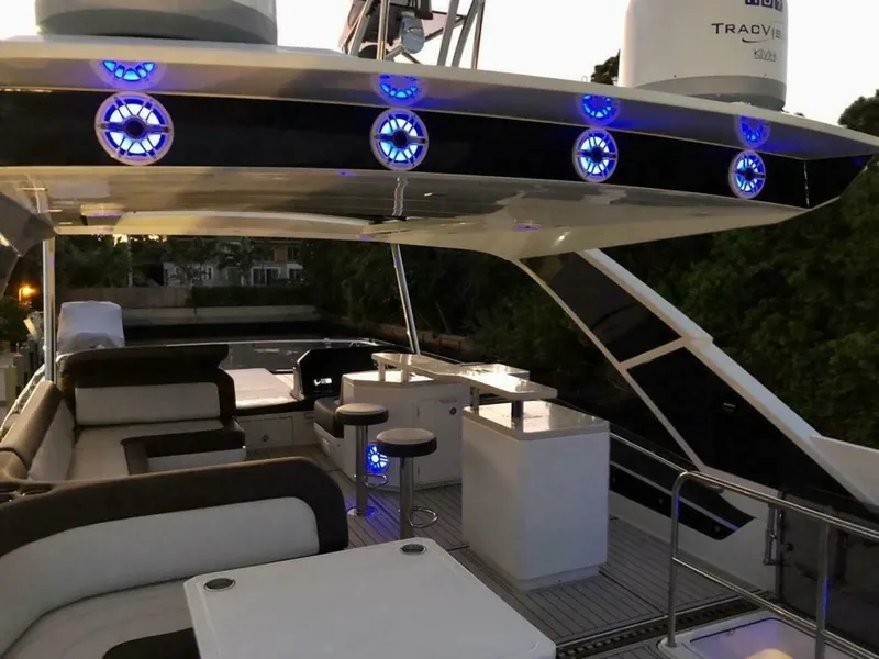 Slide: The Image of Galeon 640 Fly 2019 - 7
