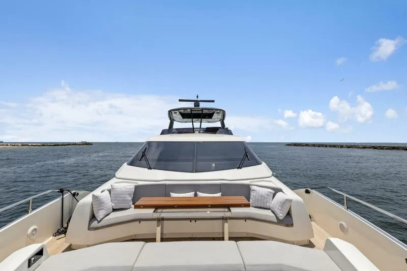 Slide: The Image of Ferretti 850 2021 - 10