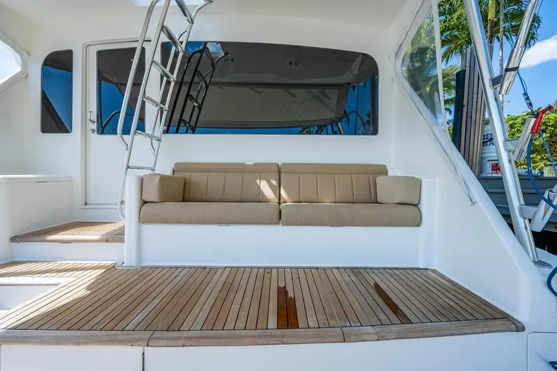 Slide: The Image of Viking 74 Convertible 2005 - 50