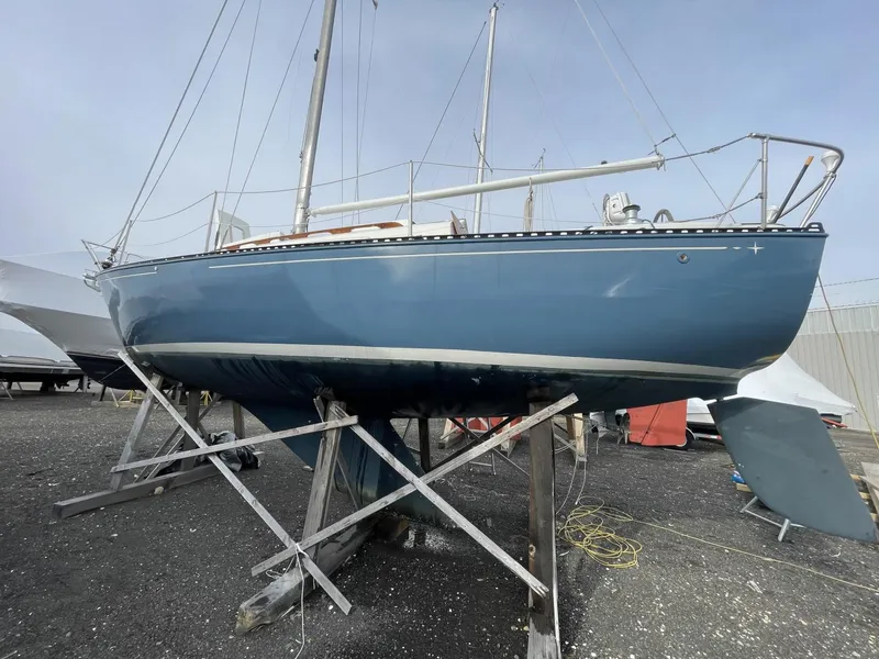 Slide: The Image of C&C 30 MK I 1972 - 6