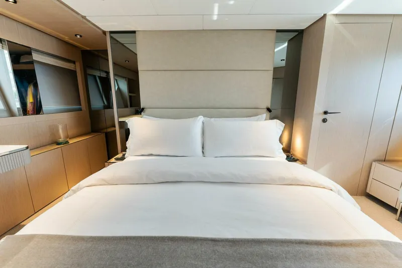 Slide: The Image of Ferretti 780 2023 - 69