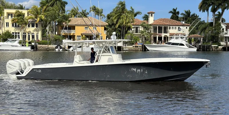 The Image of SeaVee 390Z 2018 - 0