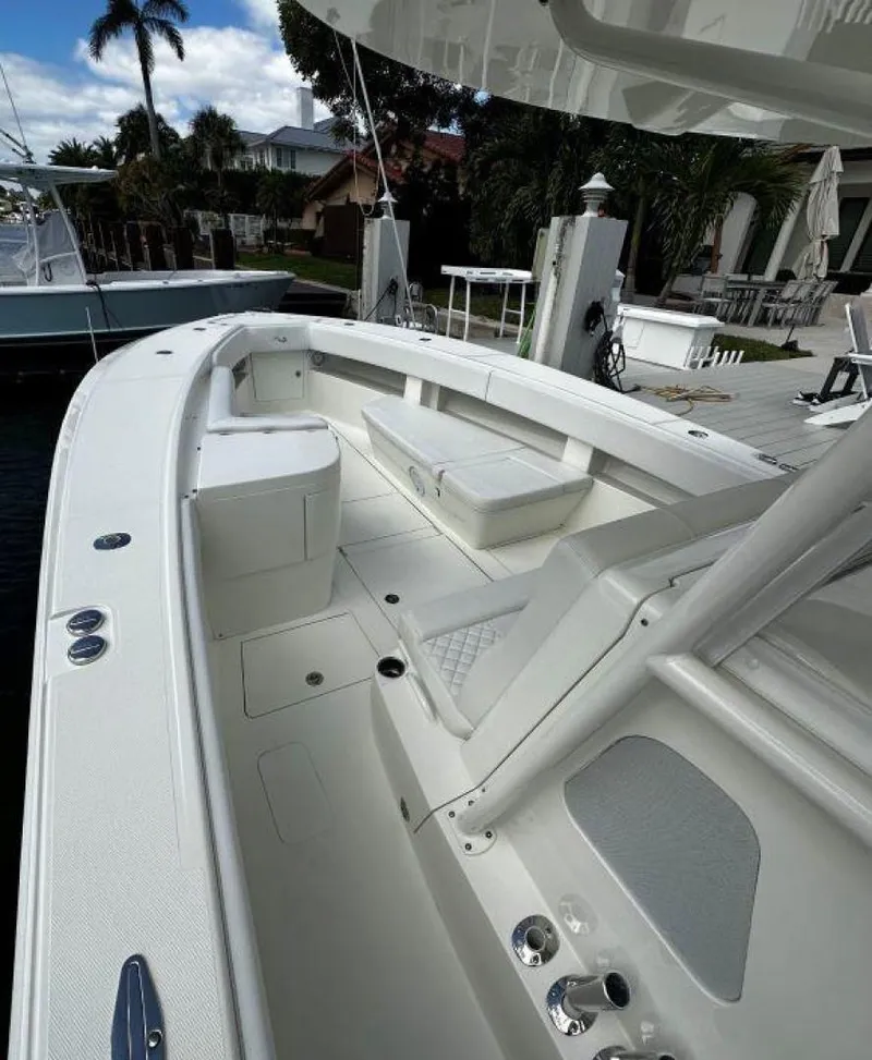 Slide: The Image of SeaVee 390Z 2018 - 11