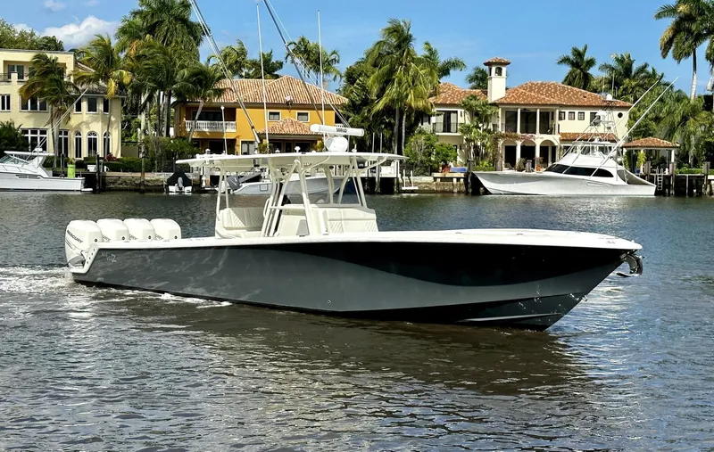 Slide: The Image of SeaVee 390Z 2018 - 2