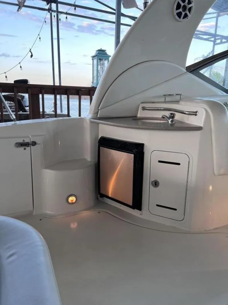Slide: The Image of Sea Ray Sundancer 320 2005 - 23