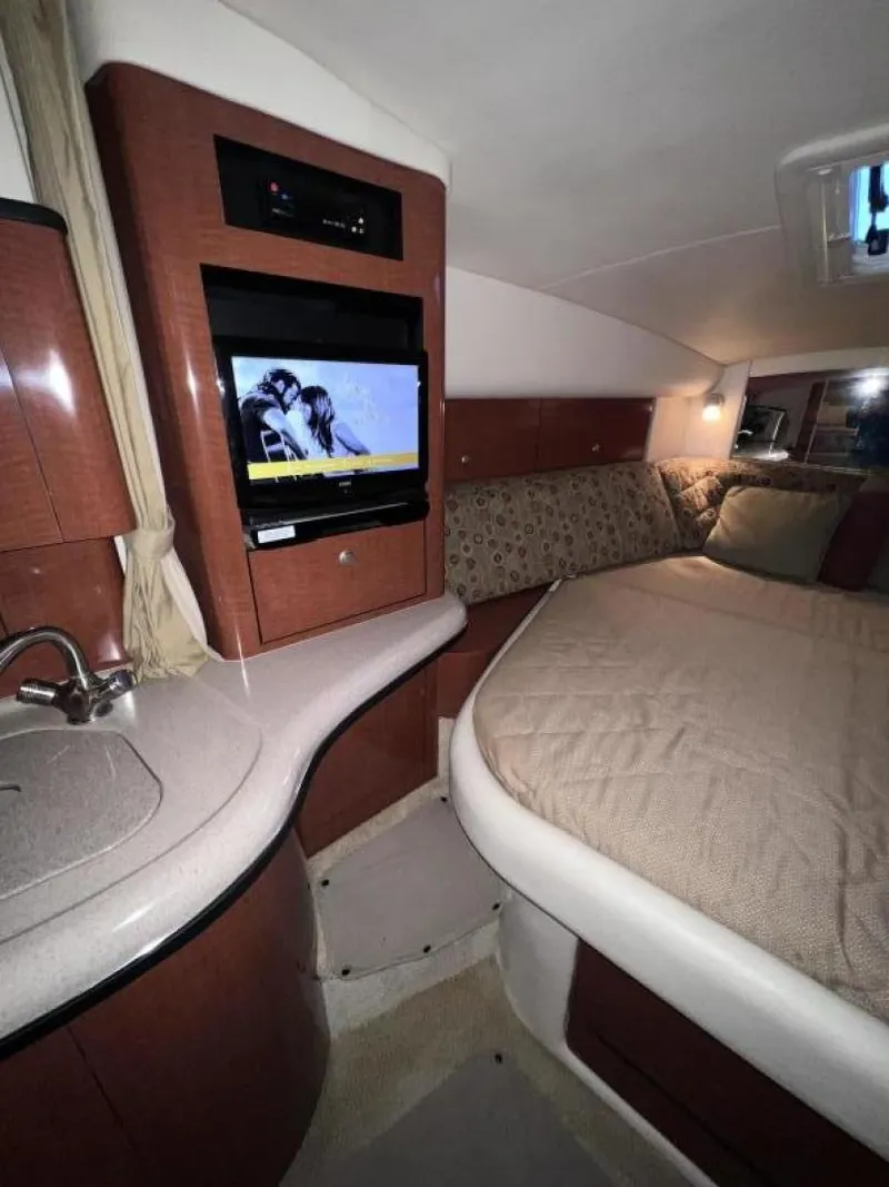 Slide: The Image of Sea Ray Sundancer 320 2005 - 50