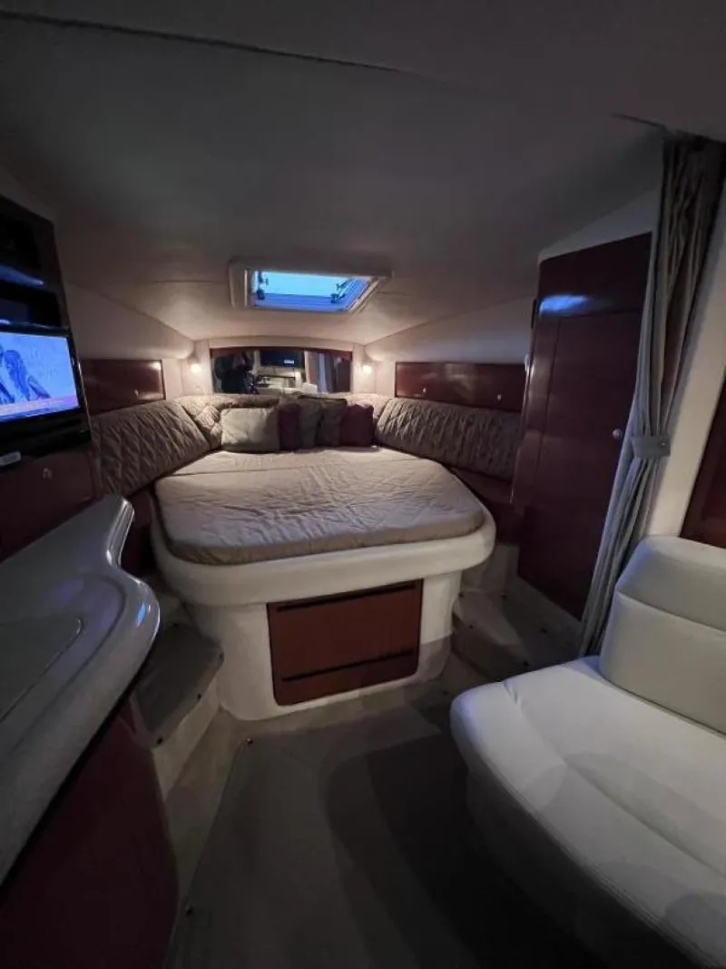 Slide: The Image of Sea Ray Sundancer 320 2005 - 51
