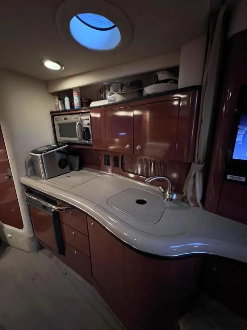 Slide: The Image of Sea Ray Sundancer 320 2005 - 54
