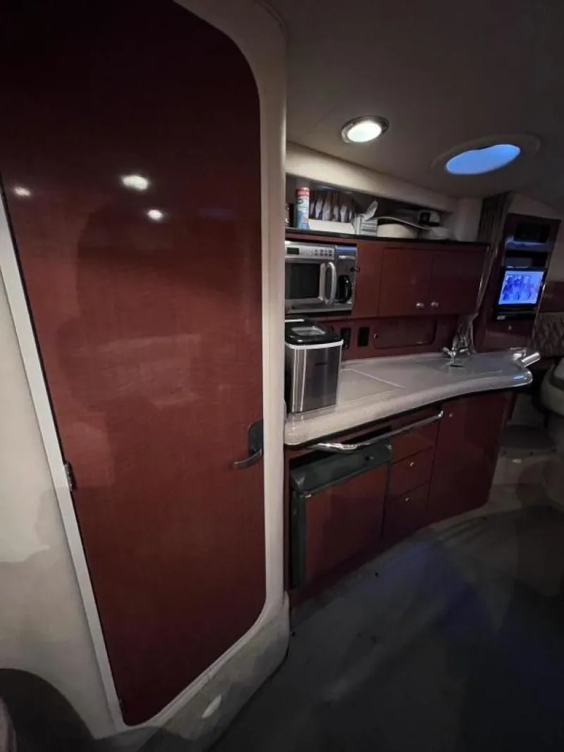 Slide: The Image of Sea Ray Sundancer 320 2005 - 56