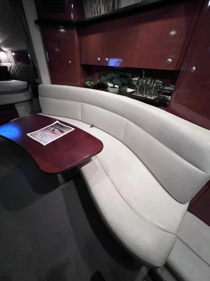 Slide: The Image of Sea Ray Sundancer 320 2005 - 57