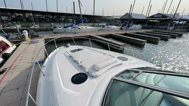 Slide: The Image of Sea Ray Sundancer 320 2005 - 6