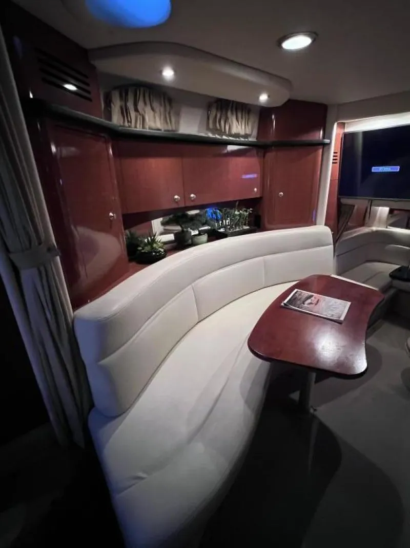Slide: The Image of Sea Ray Sundancer 320 2005 - 62
