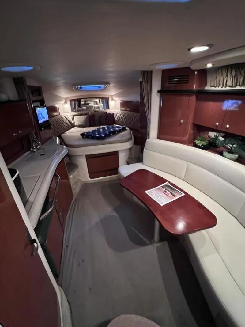 Slide: The Image of Sea Ray Sundancer 320 2005 - 63