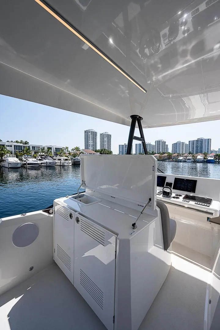 Slide: The Image of Prestige 520 Fly 2022 - 12